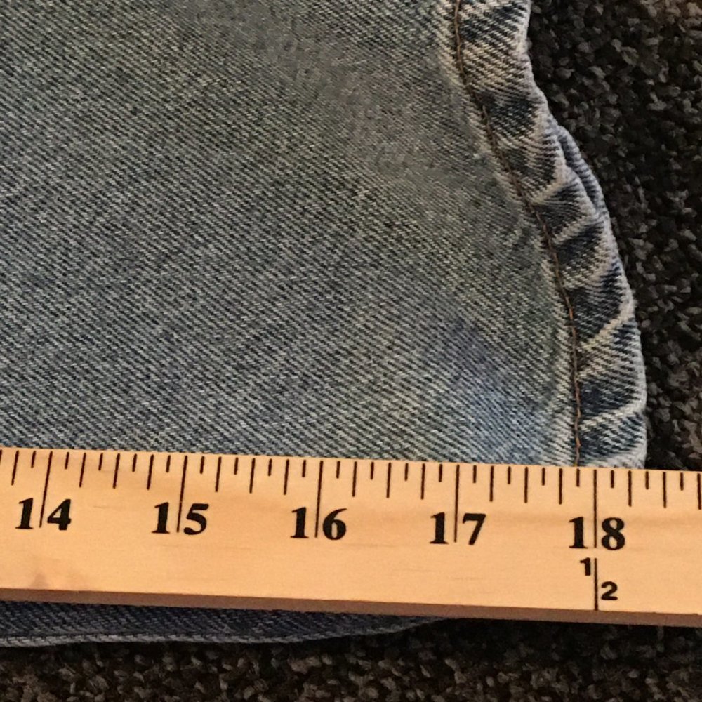 Levi's Vtg Y2K Women's Hi Rise Denim Shorts 14R - Picture 12 of 12